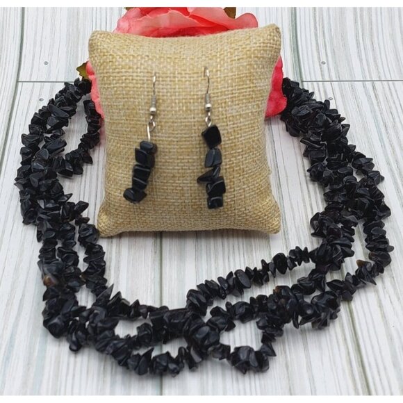 Stone Multi Strand Artisan Statement Necklace &  Earrings Black Chip Stone - Picture 2 of 11